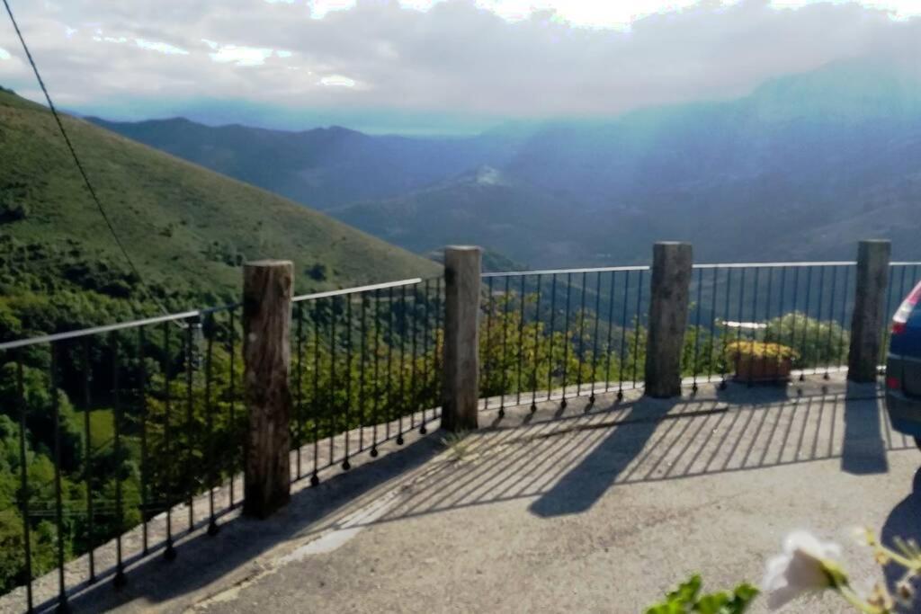 El Mirador De Cobena Ii. Aires De Liebana En Picos Lejlighed Eksteriør billede